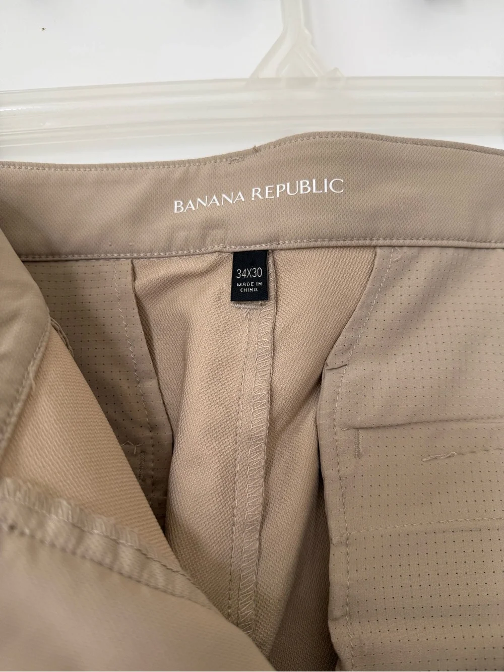 Banana Republic 34x30 Khaki Slim Straight Chino Light Tan Casual Office Wear